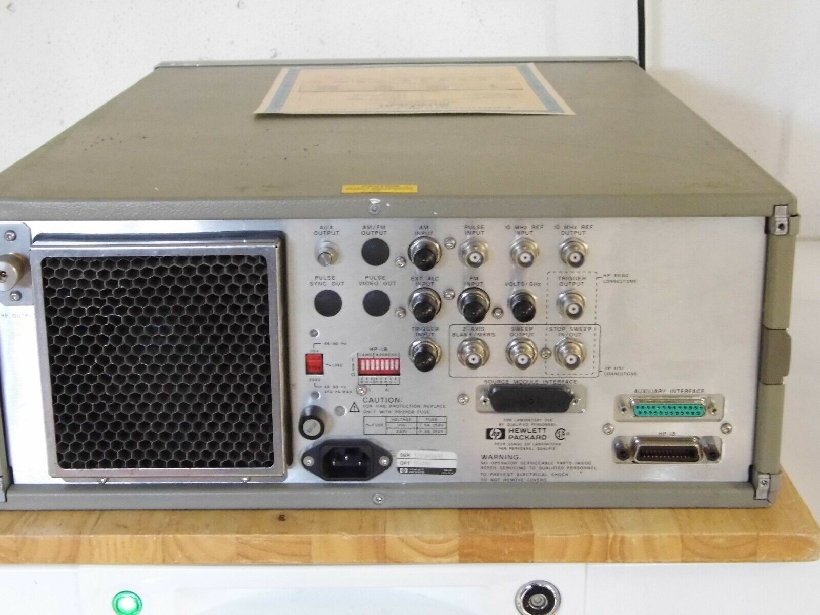 Agilent HP 83623A 10MHz-20GHz Higher Power Synthesized Sweeper 004/008 Cal'ed Agilent HP 83623A 10MHz-20GHz Higher Power Synthesized Sweeper 004/008 Cal'ed